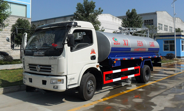东风多利卡5方蓝牌吸粪车,吸粪车工作原理,