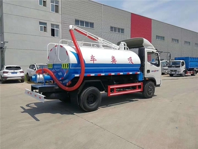 时风风驰吸粪车保护环境人人做起