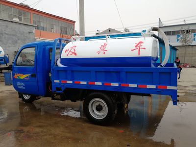 五征吸粪车