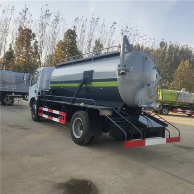 五征小型吸粪车 农村沼气池与养殖场环卫的高效解决方案